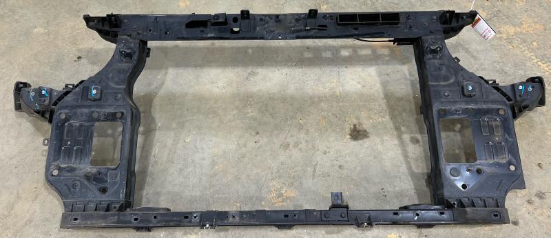 2016 Kia Sedona Radiator Support