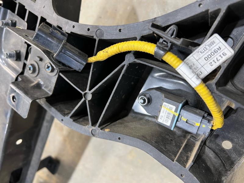 2016 Kia Sedona Radiator Support
