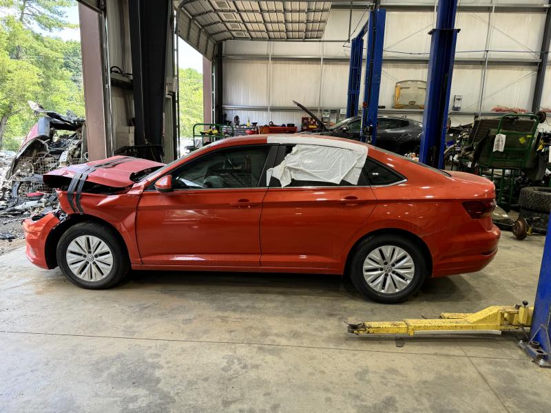 2019 Volkswagen Jetta Back Glass/Window