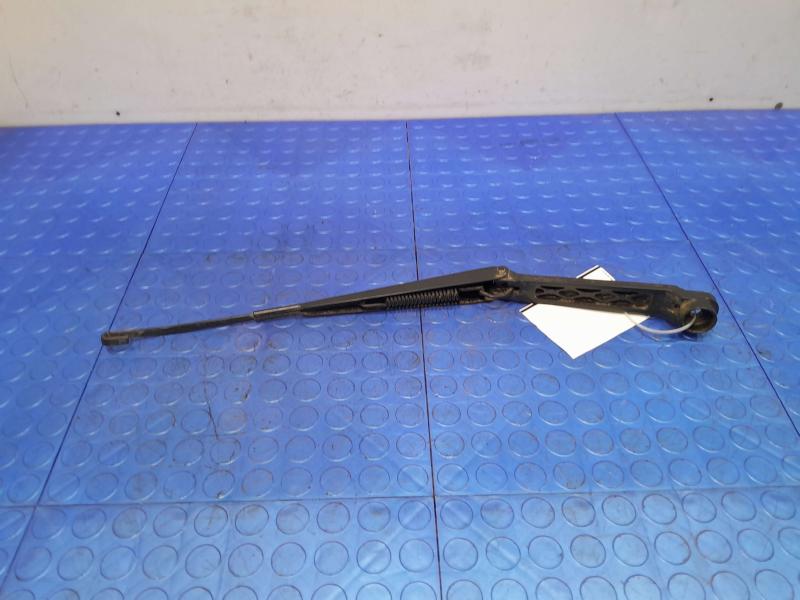 2011 Subaru Forester Wiper Arm