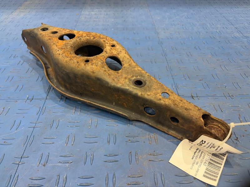 2007 Toyota RAV4 Lower Control Arm Rr