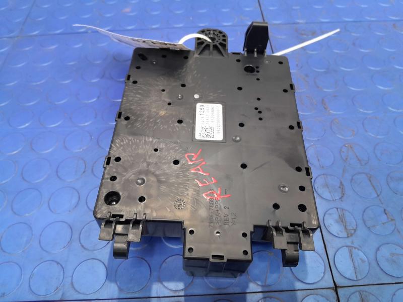 2017-2018 GMC Acadia Body Wiring Harness Junction Block OEM 84051359