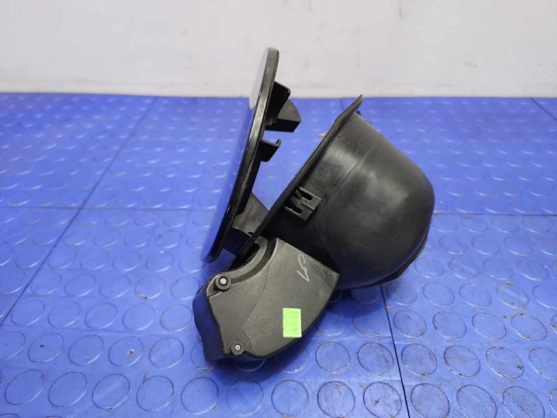 2015 Subaru Legacy Fuel Tank Door