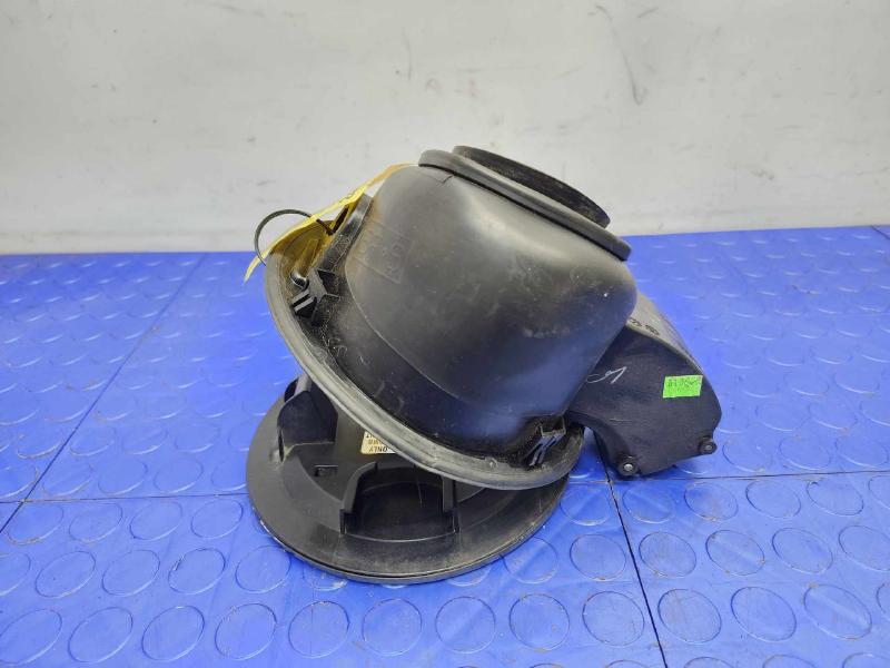 2015 Subaru Legacy Fuel Tank Door