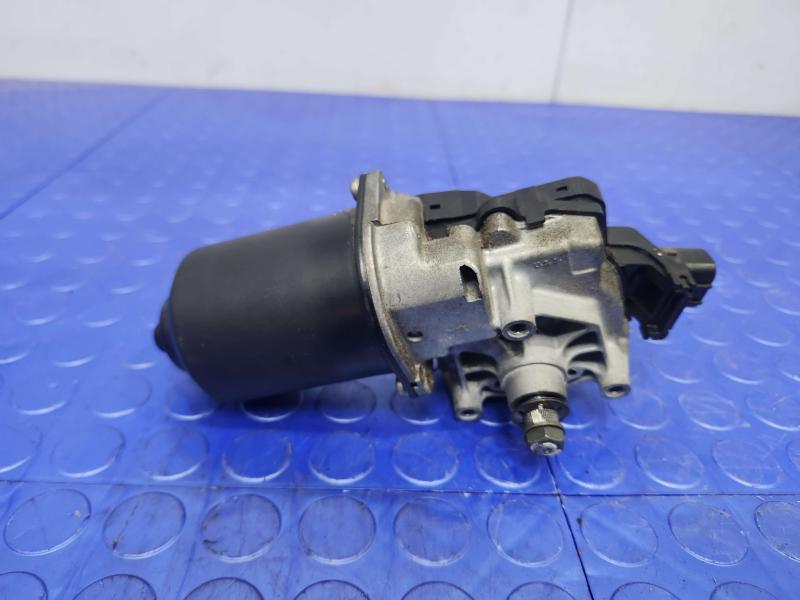 2005 Lexus RX 330 Wiper Motor Front