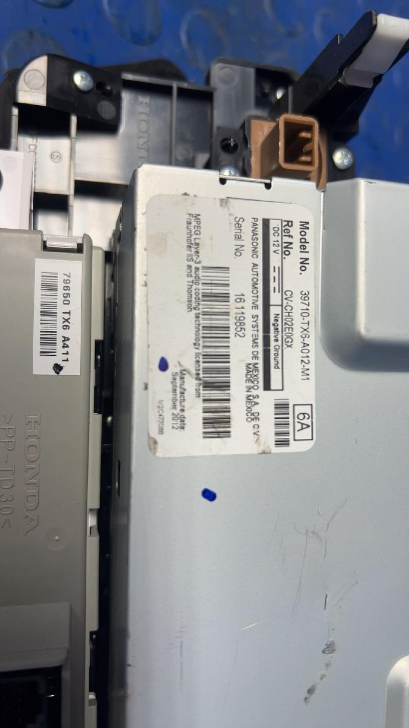 2013 Acura ILX Audio & Visual Equip.(Radio)