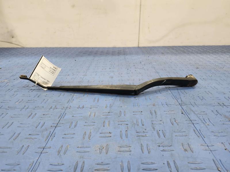 2002 Toyota Camry Wiper Arm