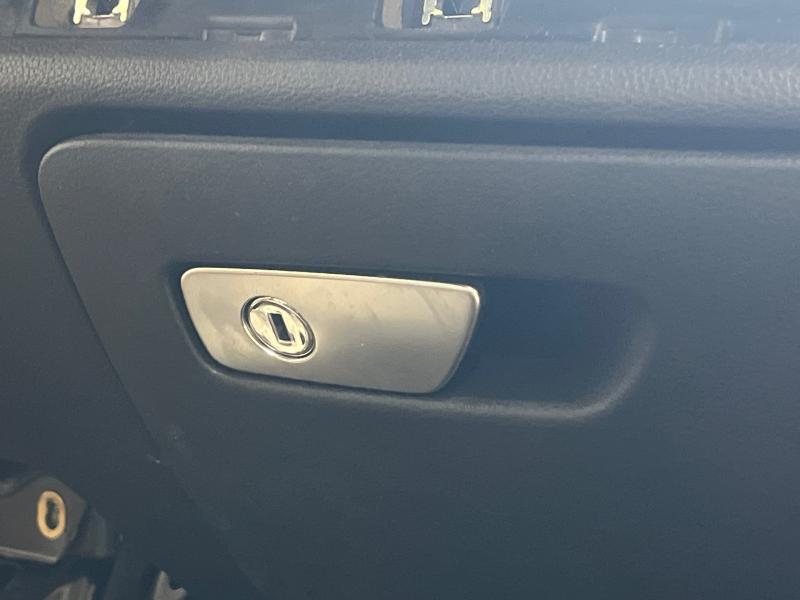 2016 Audi A3 Glove Box