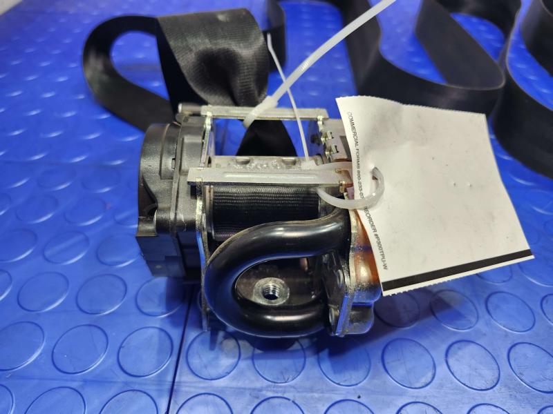 2015 Ford Transit Connect Front Seat Belt