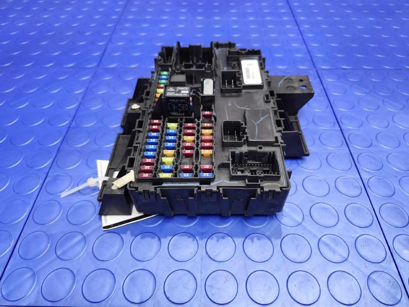 2013 Ford Taurus Cabin Fuse Box