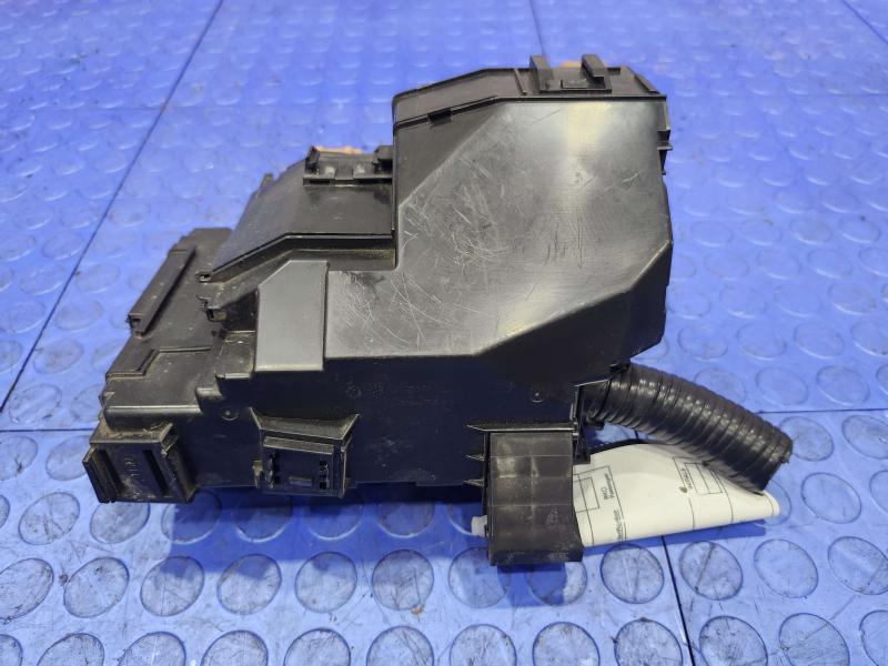 2018 Nissan Maxima Engine Fuse Box