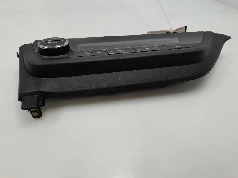 2015 Toyota Corolla Heater A/C Control