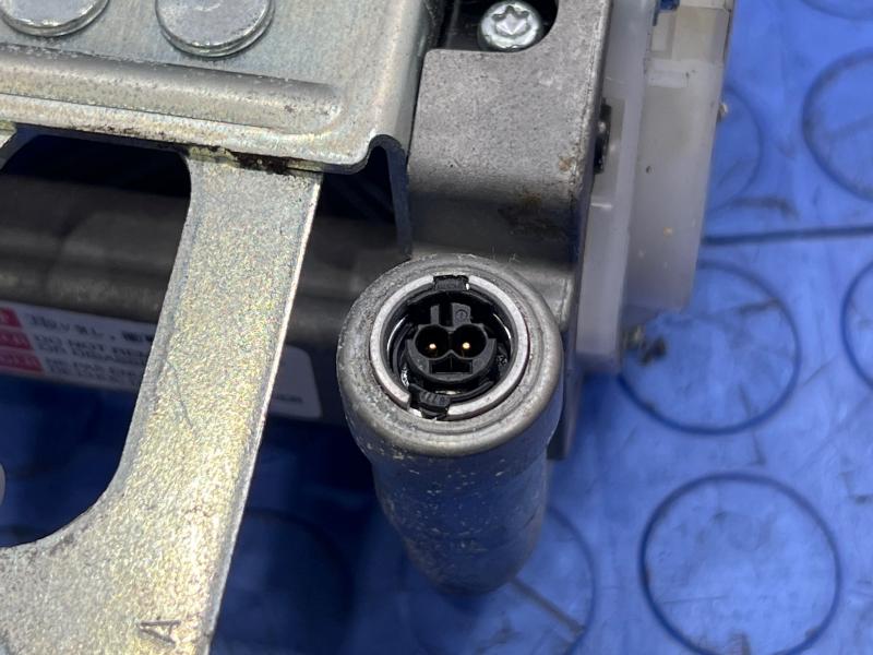2012 Dodge Durango Front Seat Belt
