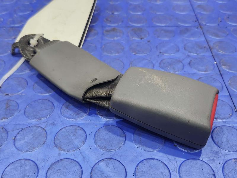 2013 Ford F-150 Front Seat Belt