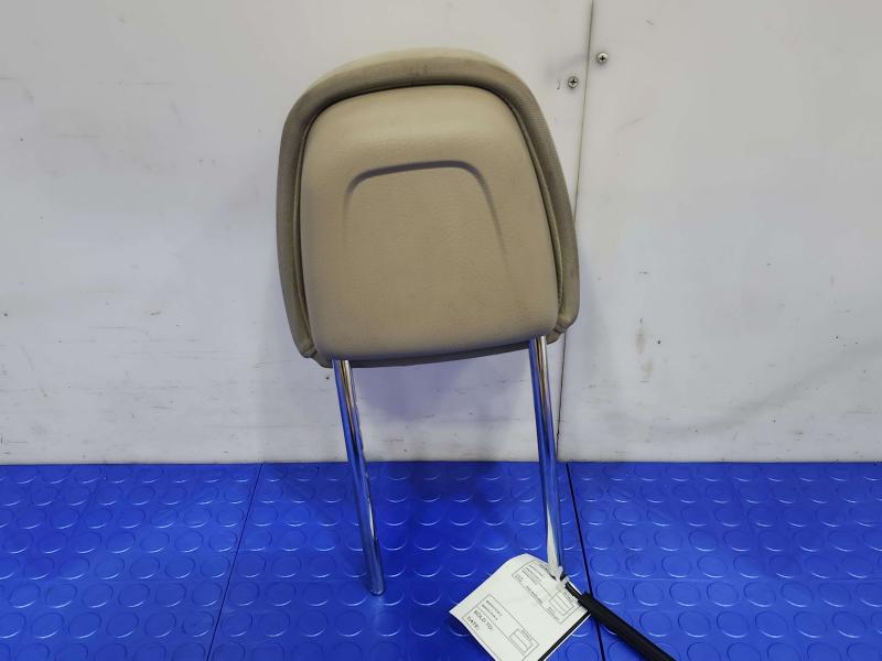 2011 Kia Sorento Headrest