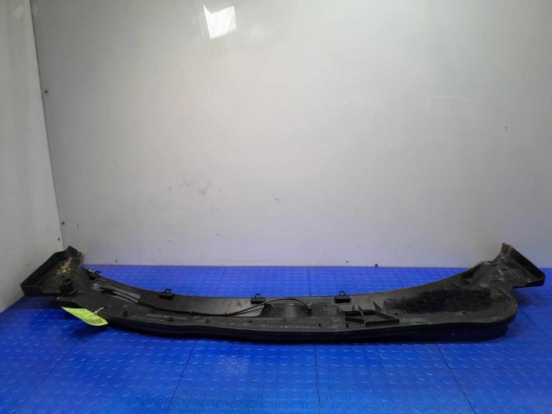 2006-2010 Pontiac Solstice Cowl Panel Cover Grille Air Inlet OEM 25799978