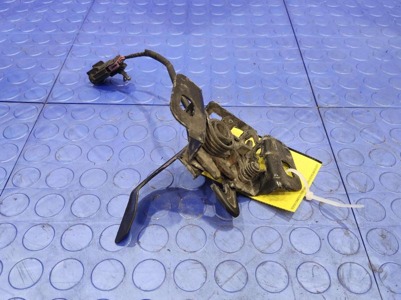 2014 Chevrolet Silverado 1500 Hood Latch
