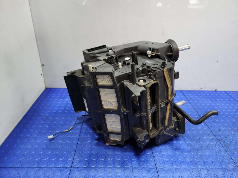 2006 Nissan 350Z Heater Housing