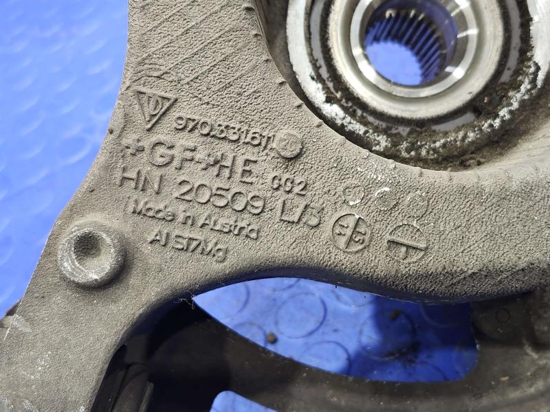 2015 Porsche Panamera Rear Knuckle/Stub Axle