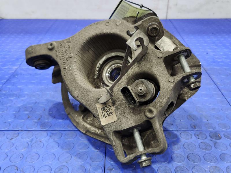 2015 Porsche Panamera Rear Knuckle/Stub Axle
