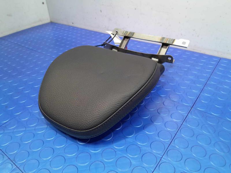 2018 Volvo S90 Headrest