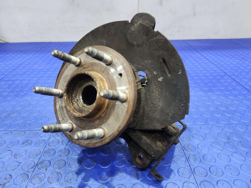 2010 Chevrolet Tahoe Spindle Knuckle Front
