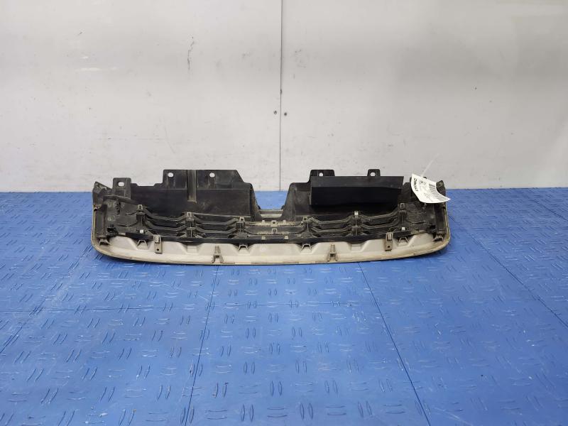 2011 Subaru Forester Grille
