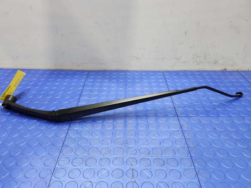 2025 Nissan Versa Wiper Arm