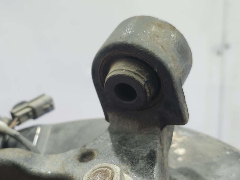 2013 Nissan Pathfinder Rear Knuckle/Stub Axle