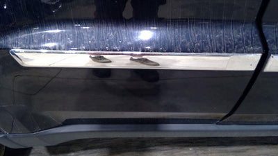 2011 Jeep Grand Cherokee Rear Door Moulding
