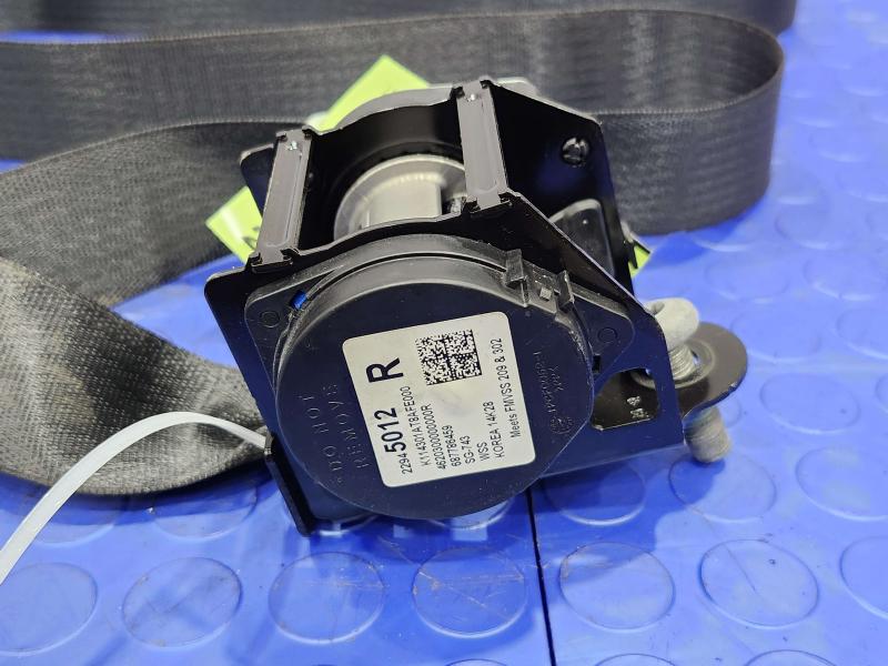 2016 Cadillac ATS Rear Seat Belt