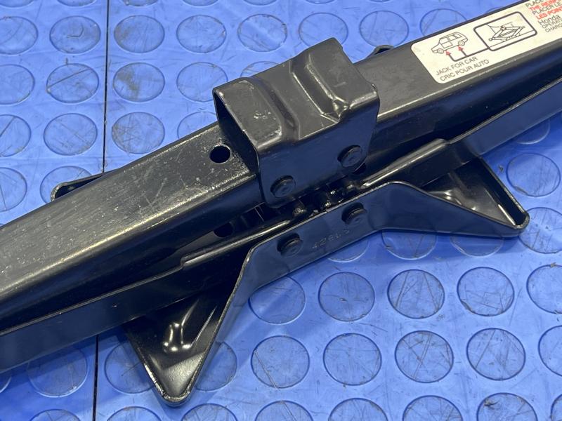 2006 Honda CR-V Jack Assembly
