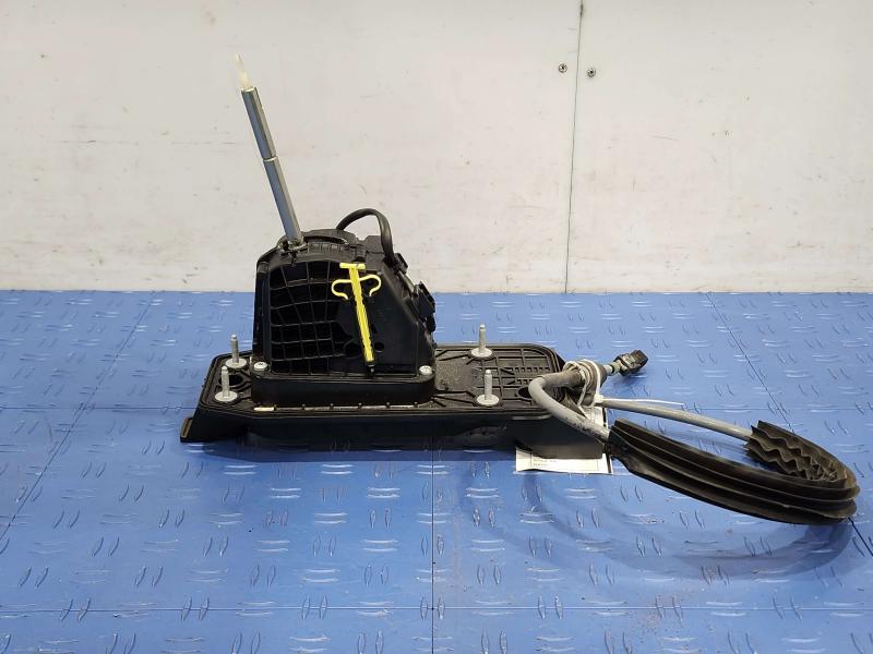 2012 Audi TT Floor Shifter
