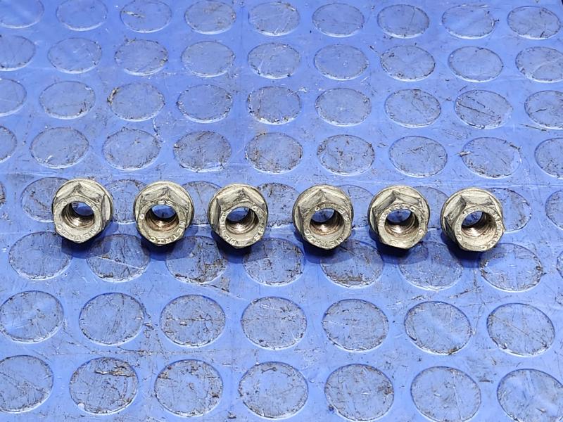 2007 Hummer H3 Lug Nuts