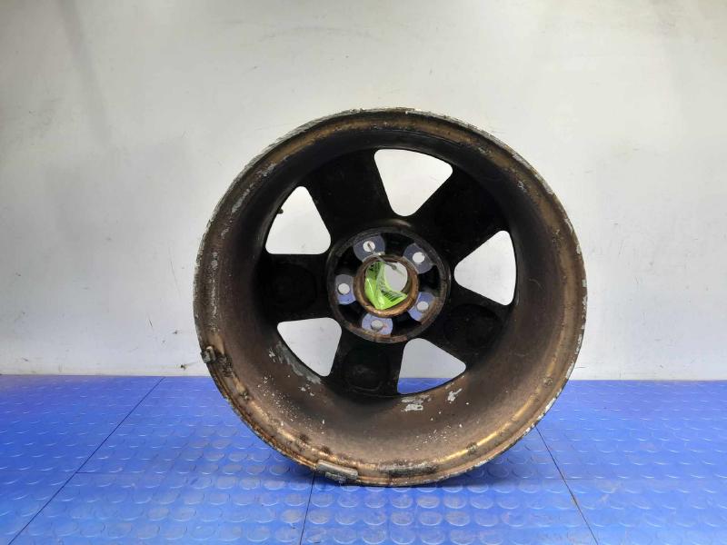 2005 Ford Explorer Wheel