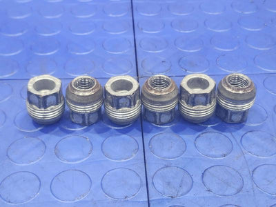 2014 Chevrolet Silverado 1500 Lug Nuts