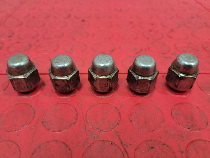 2007 Toyota Tacoma Lug Nuts