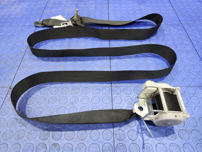2013 Chrysler 300 Rear Seat Belt