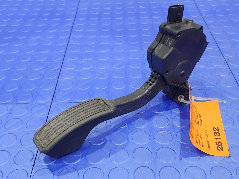 2010-2012 Toyota Prius 1.8L Accelerator Pedal Assembly Genuine OEM 78110-12010