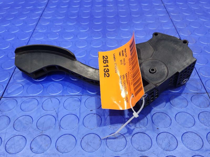 2010-2012 Toyota Prius 1.8L Accelerator Pedal Assembly Genuine OEM 78110-12010