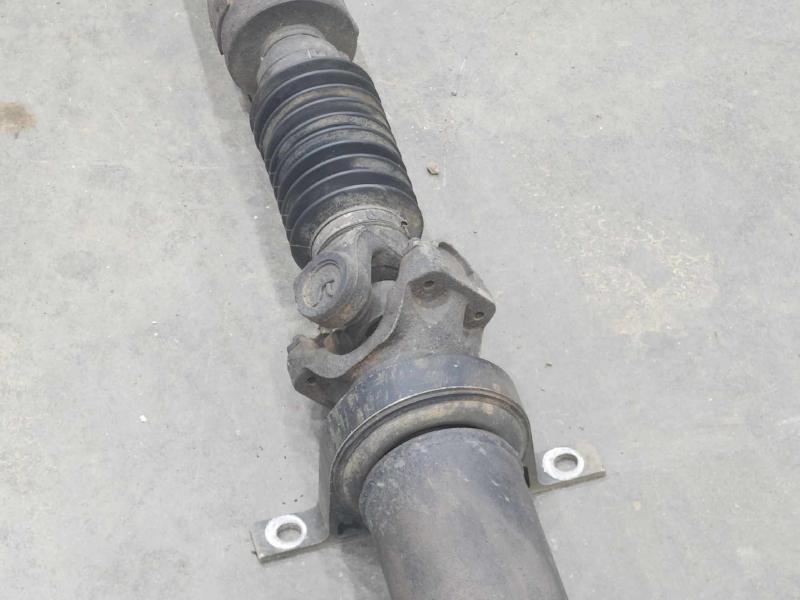 2011 Ford F-250 Super Duty Rear Drive Shaft