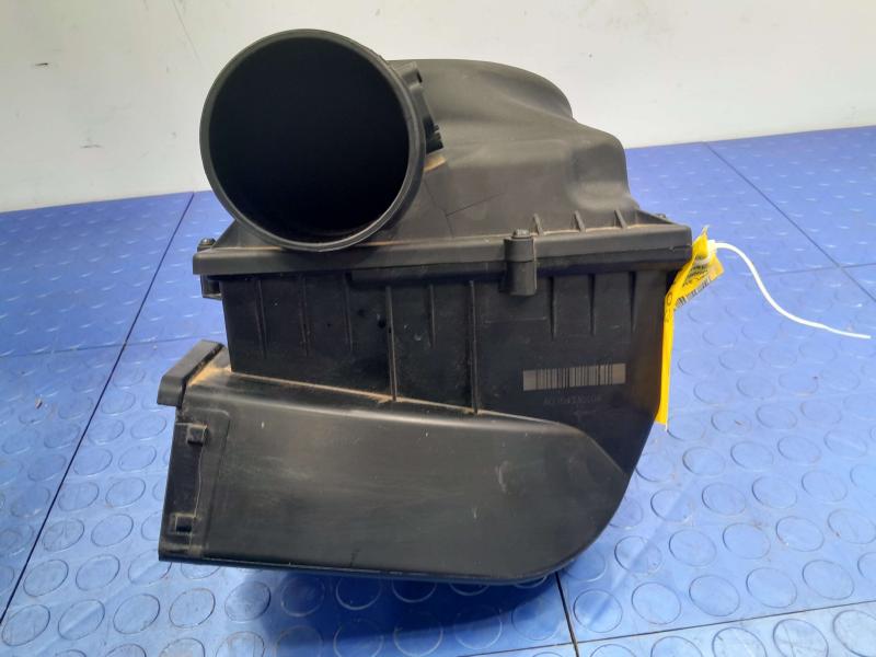 2018 BMW 740I Air Cleaner