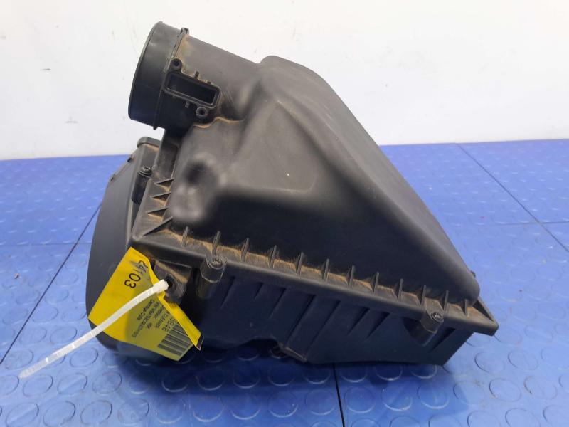 2018 BMW 740I Air Cleaner