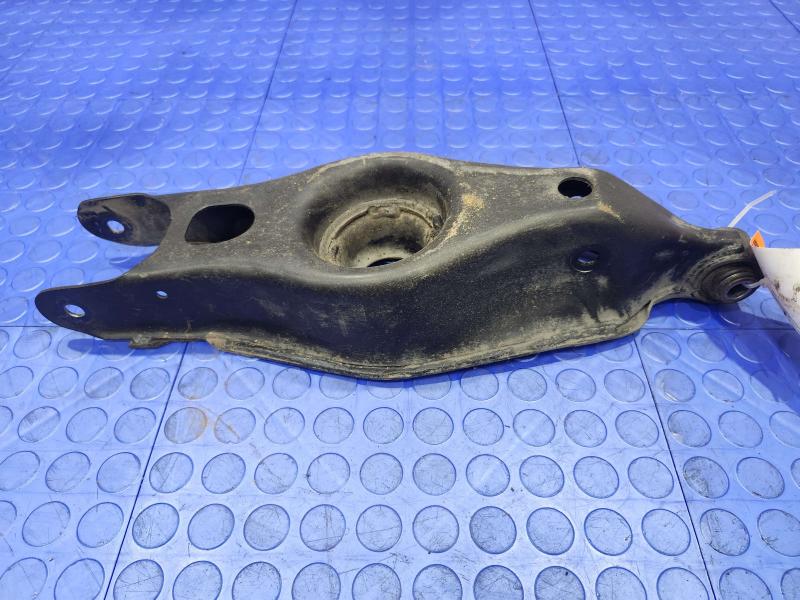2016 Dodge Challenger Lower Control Arm Rr
