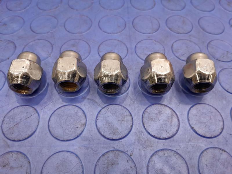 2022 Hyundai Ioniq 5 Lug Nuts