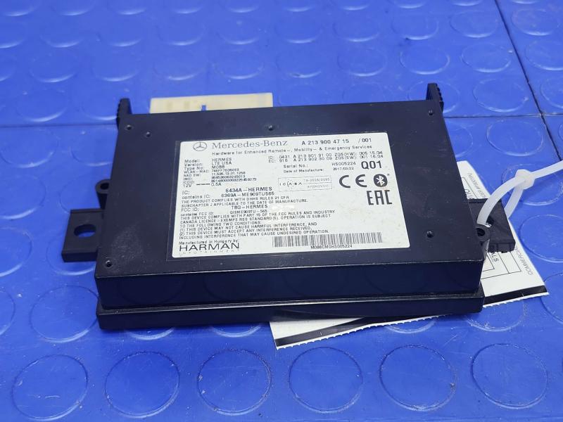 2017 Mercedes-Benz C-Class W205 Telematics Communications Module OEM 2139004715