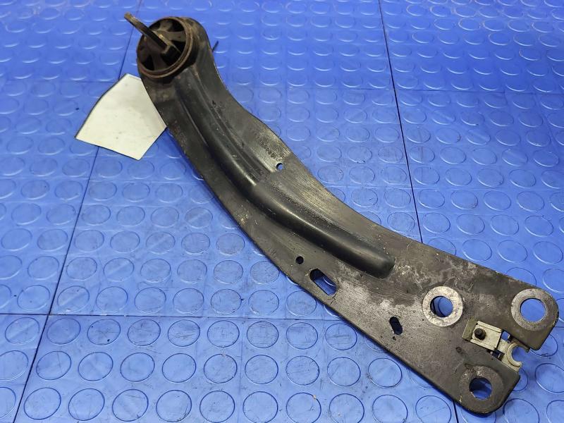 2016 Ford Focus Lower Control Arm Rr