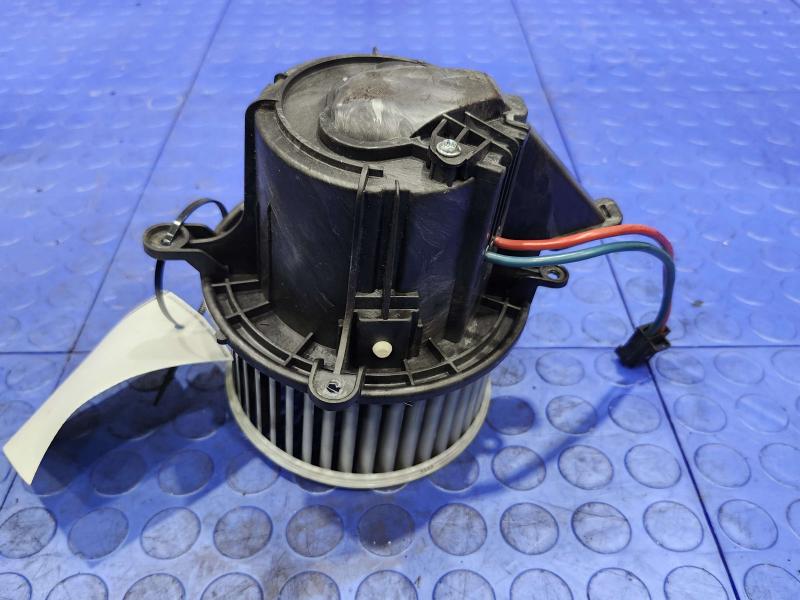 2015 Porsche Panamera Blower Motor