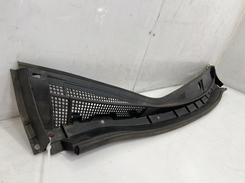 2013 - 2019 Nissan Sentra Cowl Grille Panel OEM 66862-3SG0A