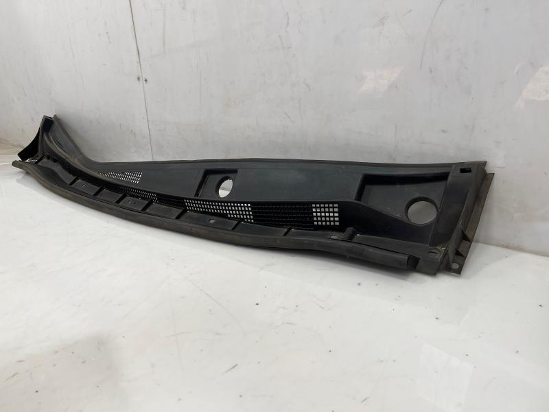 2013 - 2019 Nissan Sentra Cowl Grille Panel OEM 66862-3SG0A